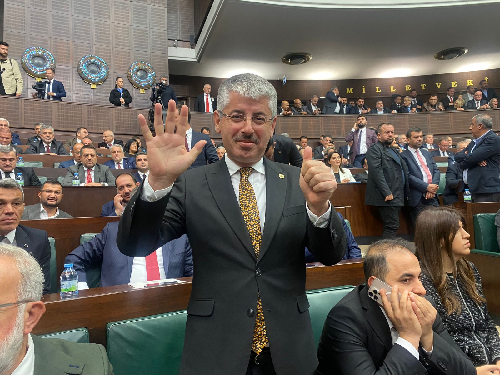 Milletvekili Çopuroğlu’ndan ‘6 vekil’ mesajı
